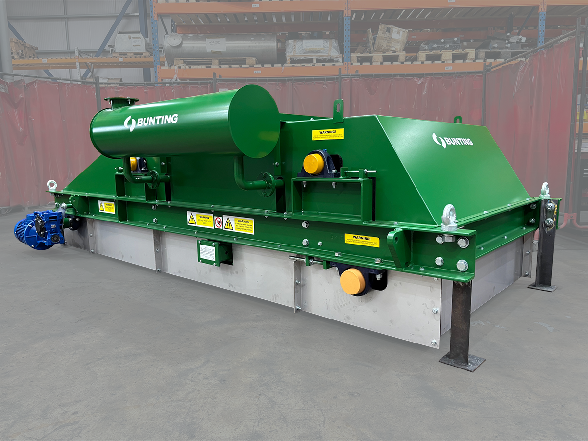Custom green oil-cooled electro overband with a permanent extension magnet